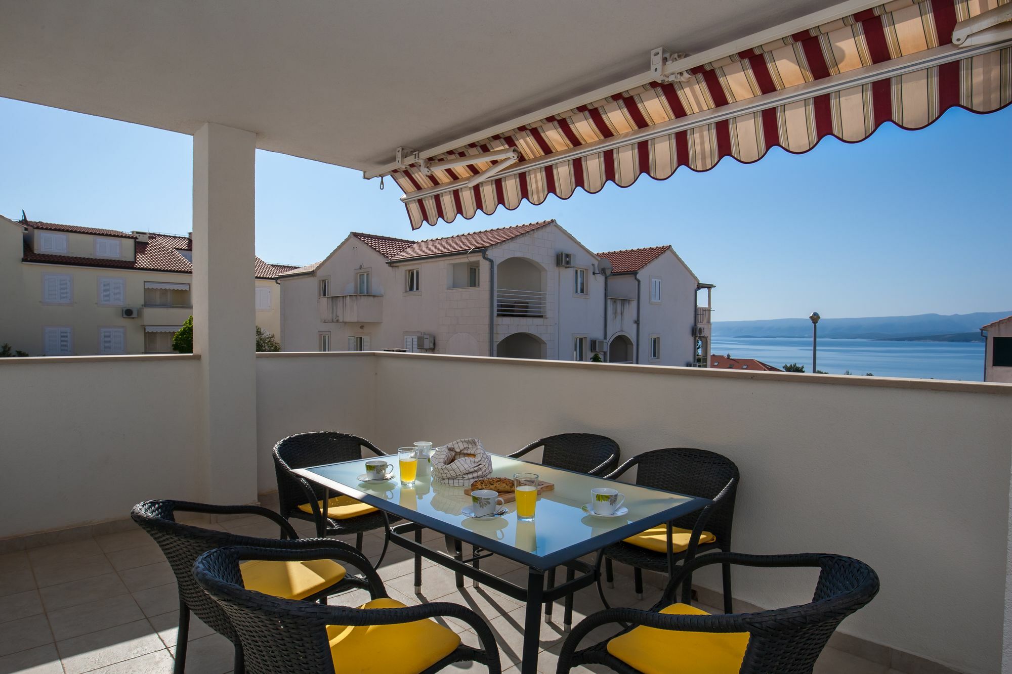 Apartments Mistral Bol Esterno foto